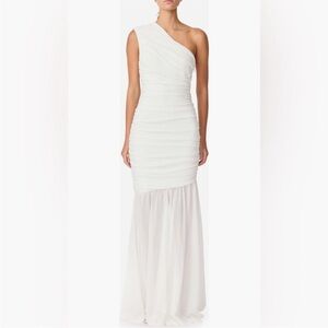 Elliatt Vienna Ruched Maxi Gown Dress medium